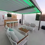 Апартаменты Lagoon Penthouse Торевьиа