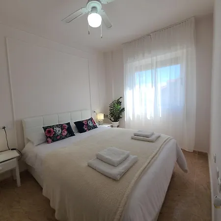 Lagoon Penthouse Apartment Torrevieja