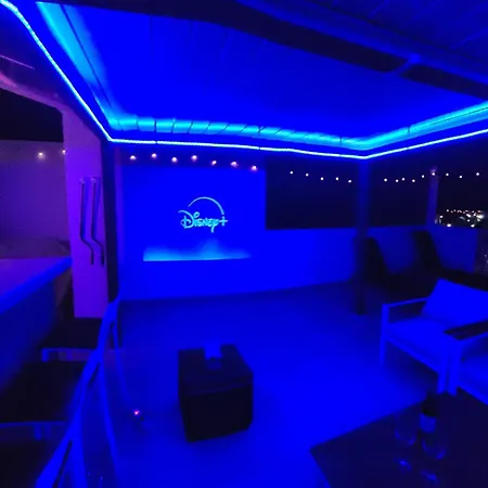 Lagoon Penthouse Appartement *